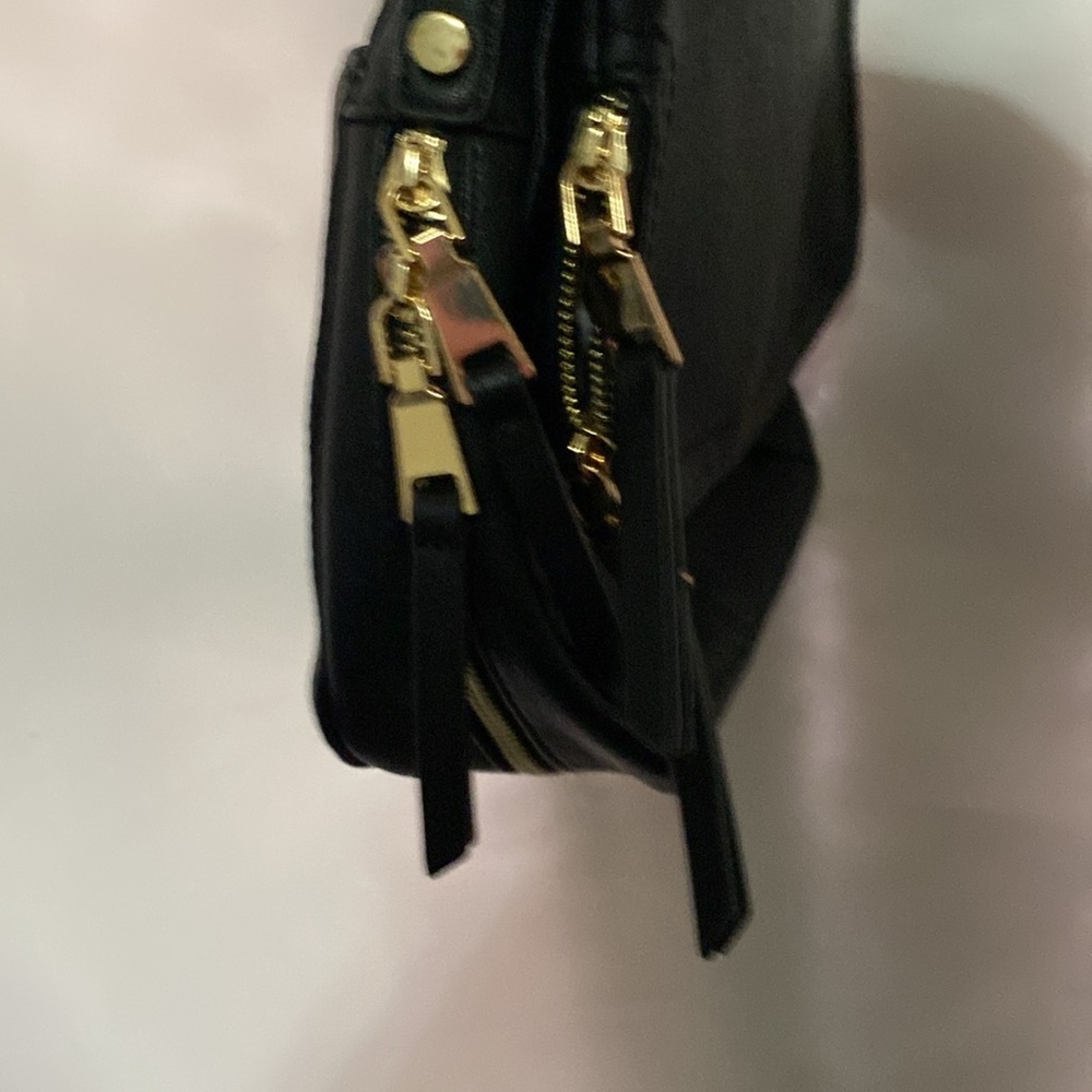 ANTIK KRAFT Elegant Black Crossbody Bag ZIP AROUND ADJ STRAP GOLD HARDWEAR CLEAN - Picture 14 of 16